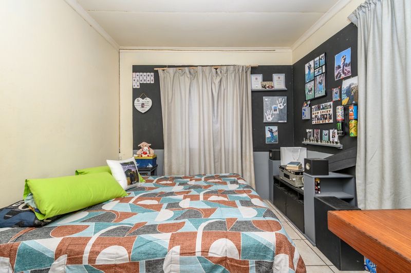 7 Bedroom Property for Sale in Algoa Park Eastern Cape